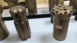 DTH Τρυπάνι σφύρας Κουμπί υψηλής πίεσης αέρα Εργαλεία διάτρησης μύτης γεώτρησης νερού